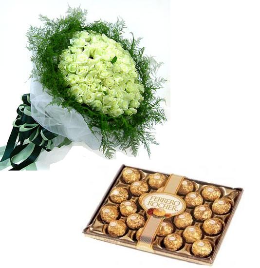 鲜花店_商品详细-99朵白玫瑰，绿绒围绕+费列罗巧克力24颗装