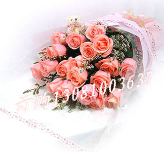 商品详细;9枝粉色玫瑰、吉祥草、绿叶适量,粉色皱纹纸-单面包装